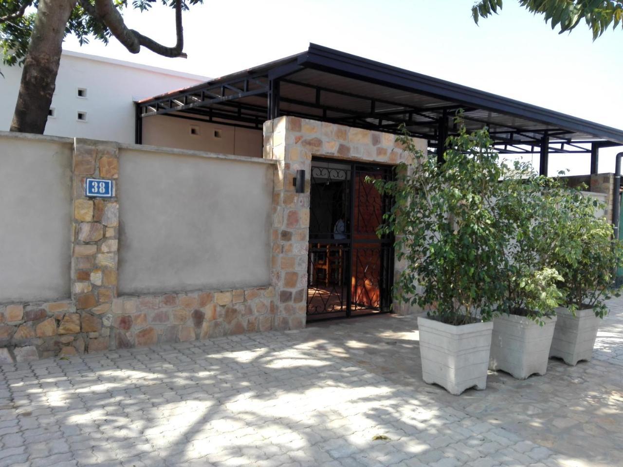 Urban Lodge Buyumbura Exterior foto
